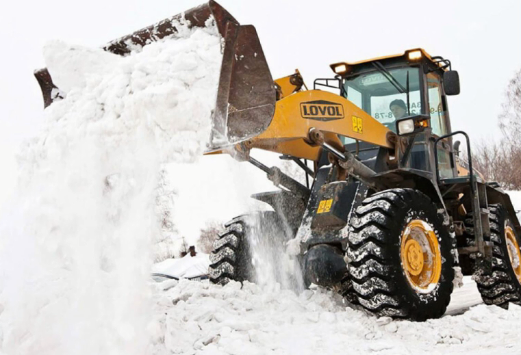 На оперативном совещании губернатор Кировской области Александр Соколов подвел итоги работы подрядчиков по уборке улиц после сильных снегопадов 1 и 2 марта.